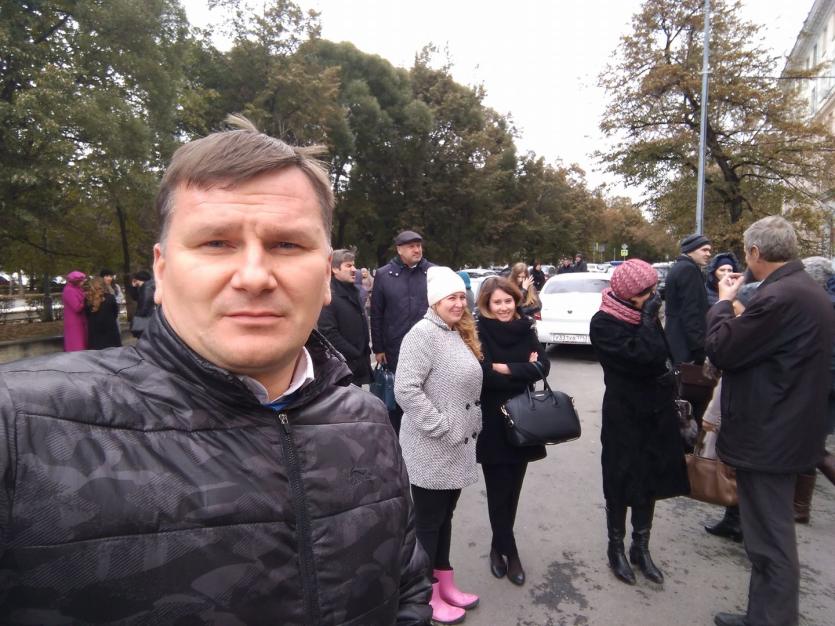 Фото Сотрудники правительства Челябинской области возвращаются на работу: проверено, бомбы нет