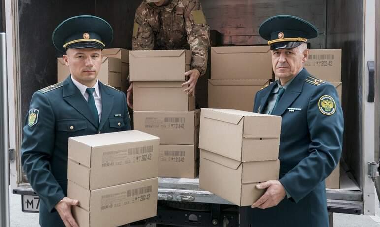 Фото Две с половиной тонны продуктов отправили челябинские таможенники жителям Донбасса