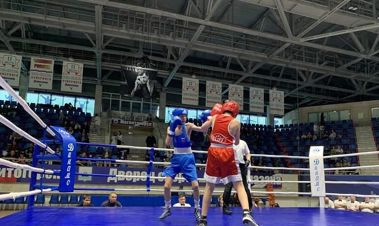 Фото В Магнитогорске стартовали всероссийские соревнования по боксу