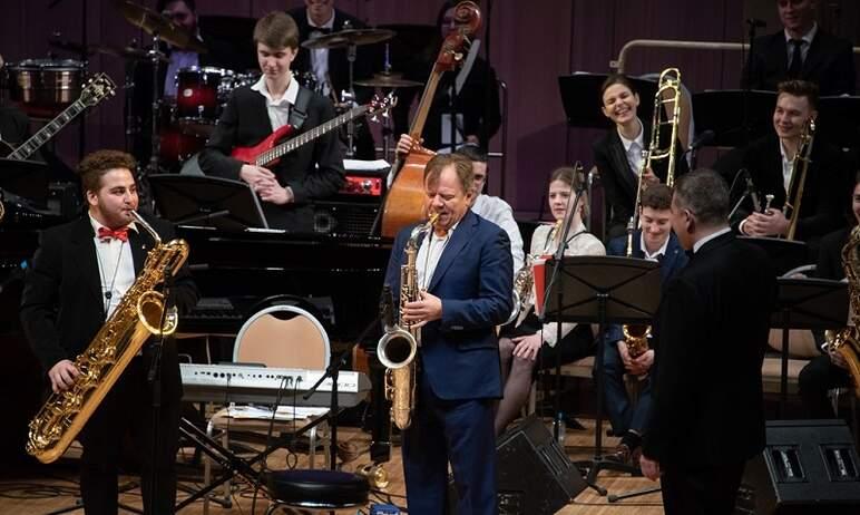 Фото Детский эстрадно-джазовый оркестр Челябинска выступит в Москве