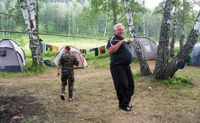 Фото Сегодня в Сатке прощаются с Генсеком