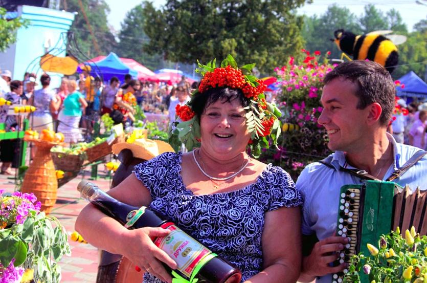 Фото В субботу в челябинском парке им.Гагарина – городская выставка плодов и цветов