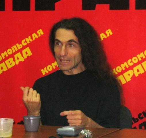 Фото В Челябинске прошел концерт блюзмэна Юрия Наумова