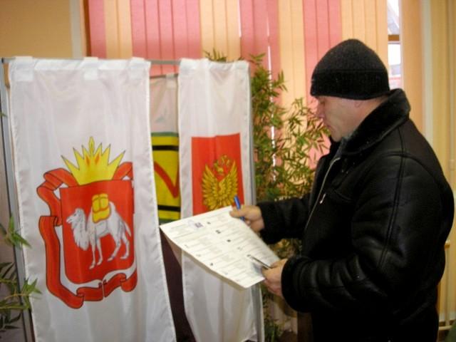 Фото В Челябинской области к 14 часам (12 мск) проголосовало 40 процентов избирателей