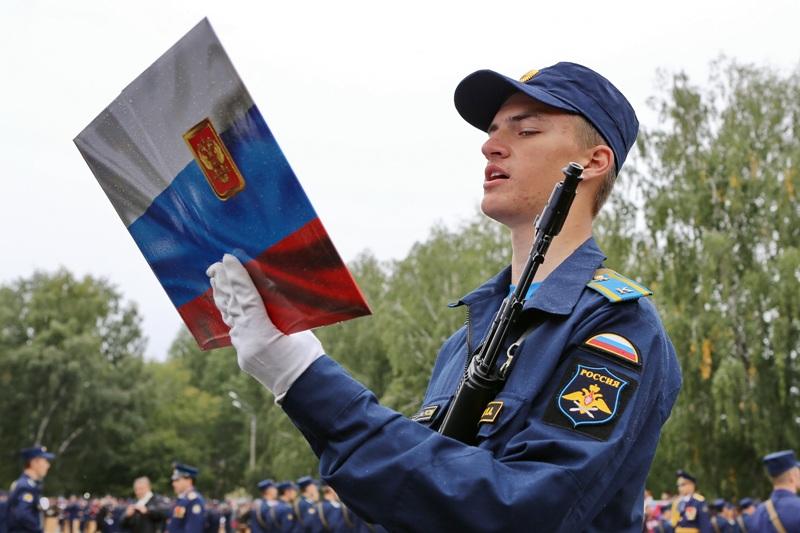 Фото В Челябинском училище военных штурманов рекордное количество курсантов. Как в советские времена