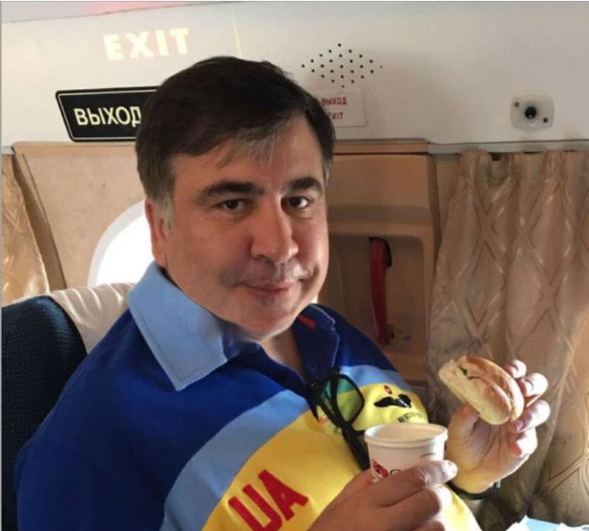 Фото Господь услышал одесситов - Саакашвили заявил о намерении покинуть свой пост