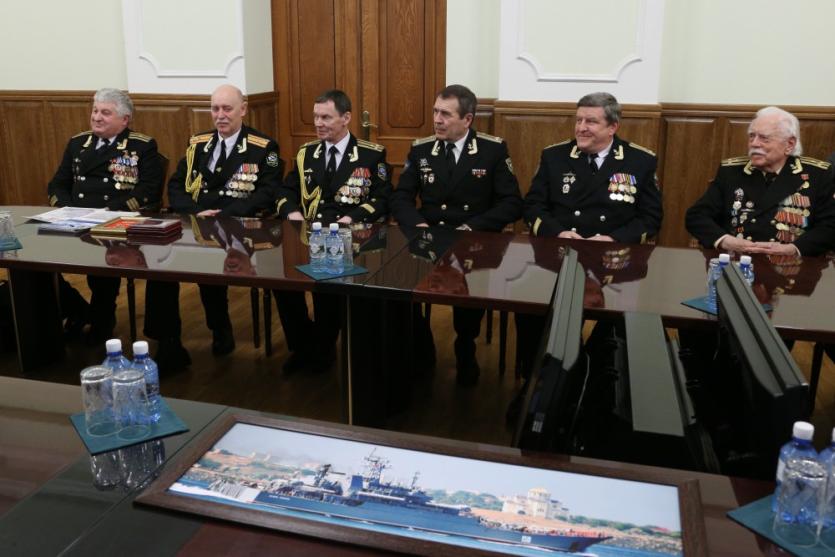 Фото Челябинская область будет расширять дружеские связи с Черноморским флотом