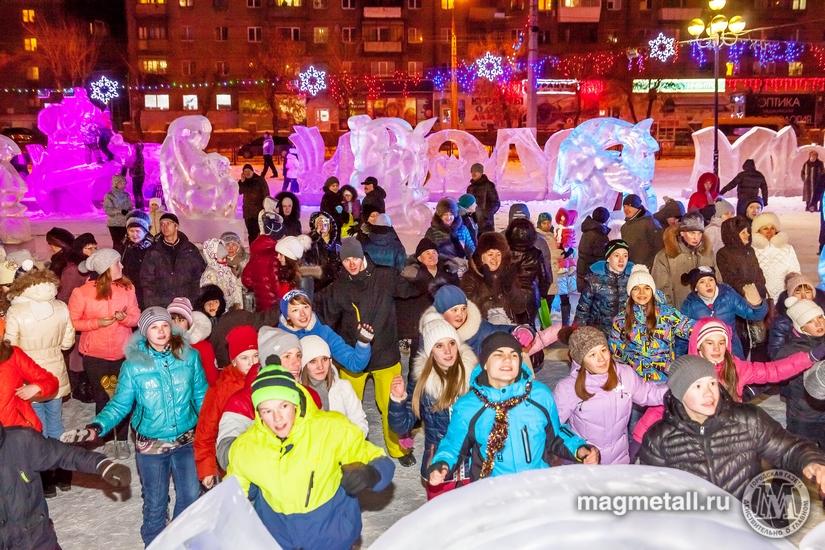 Фото Ледовые городки Магнитогорска порадуют в праздники более восьми тысяч детей