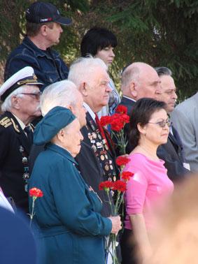 Фото В праздник Победы зародилась новая традиция банка «УРАЛЛИГА»