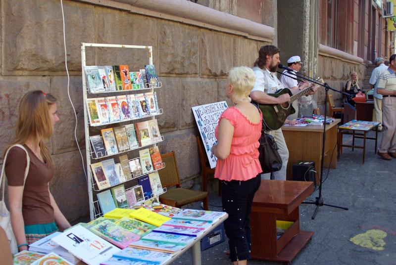 Фото Сказкотерапия ожидает посетителей первого фестиваля книги «Время читать»