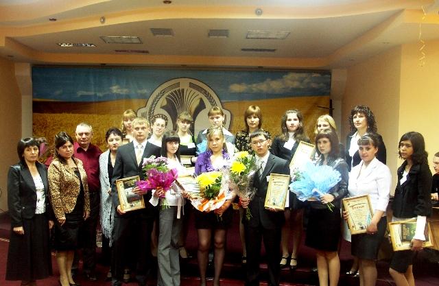 Фото Юбилейный конкурс «Лучший выпускник Варненского района» - яркое событие Всероссийского Года учителя