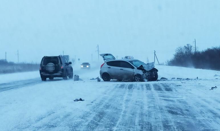 Фото На трассе в Верхнеуральском районе в лобовом столкновении погибла автоледи 