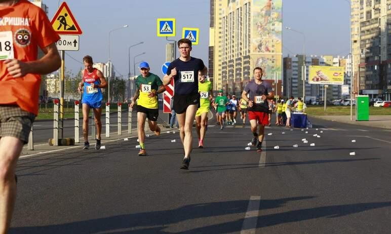 Фото Счёт на десятки километров: ГРЦ Макеева принял участие в челябинском марафоне