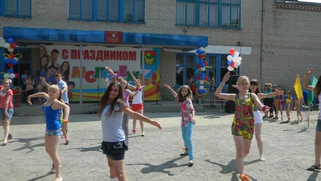 Фото «СоюзПищепром» помог назвать лучших в программе Дня молодежи в поселке Тимирязевский