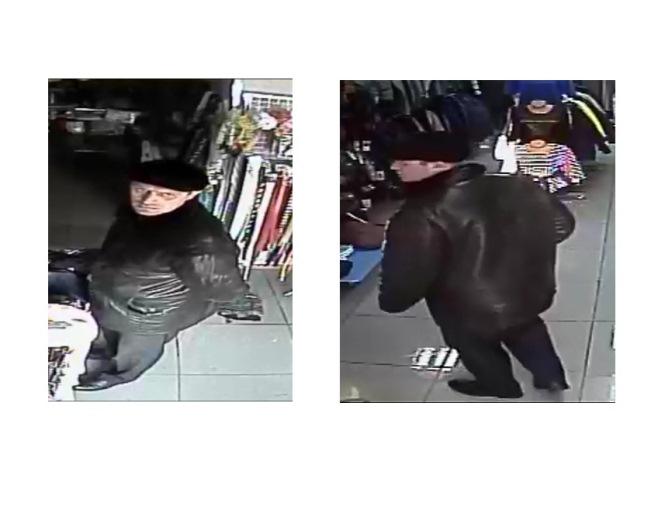 Фото В Аргаяшском районе разыскивают двух мужчин, обокравших кассу магазина