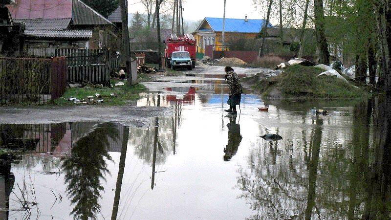 Фото Наводнение в Верхнем Уфалее пошло на спад