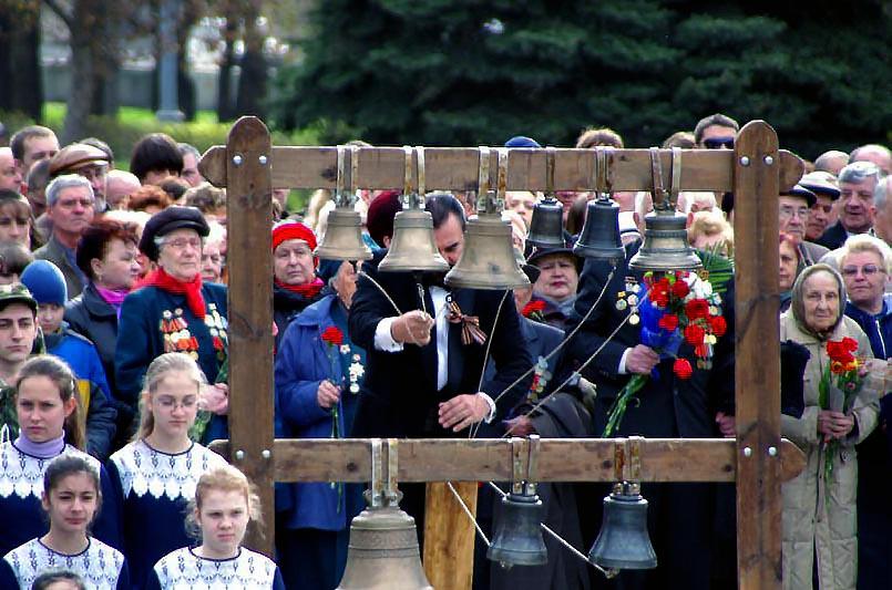 Фото Челябинск и Магнитогорск получат звание «Город трудовой доблести и славы»