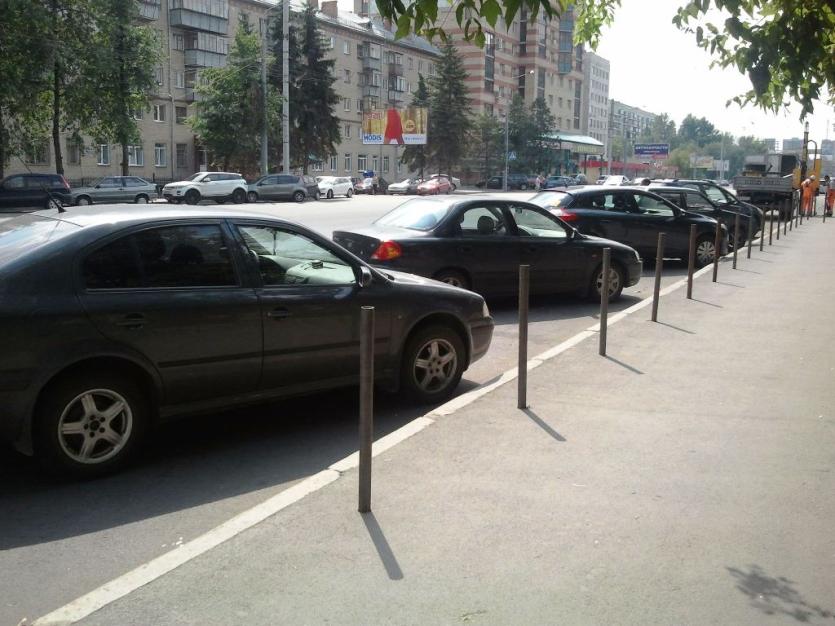 Фото Челябинские власти создадут собственную парковочную систему: парковочные места могут стать платными