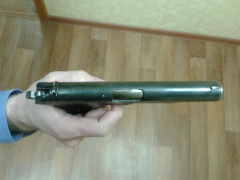 Фото В Челябинске вооруженный пистолетом спайсовый наркоман напал на судебных приставов