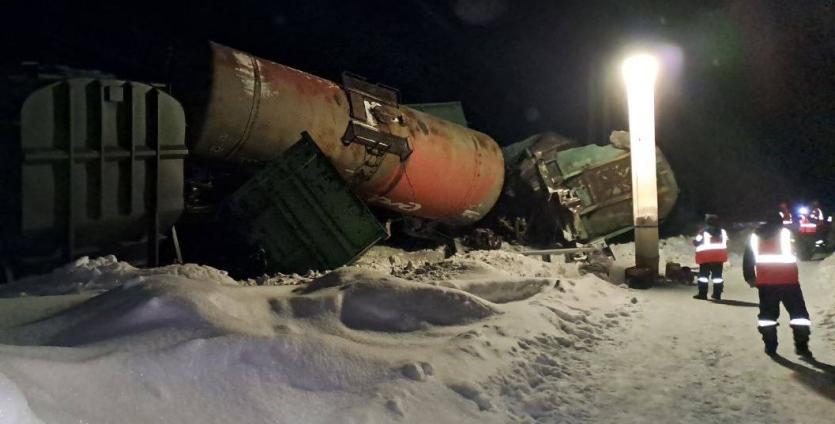 Фото Два поезда столкнулись в Челябинской области (ВИДЕО) 