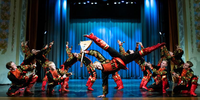 Фото Государственный академический ансамбль танца «Урал» взял золотой диплом фестиваля в Пхеньяне