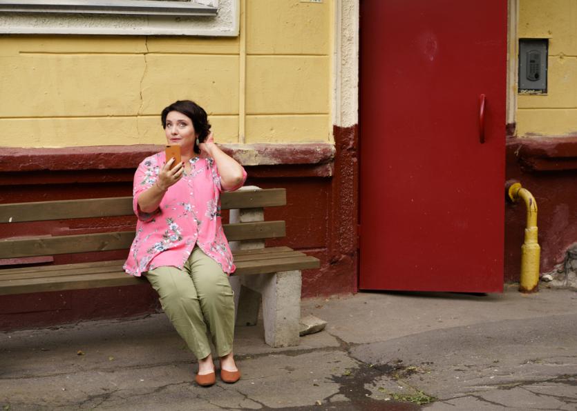 Фото На ТНТ выйдет сериал «Ткачёвы на связи» с участием южноуральской актрисы Инги Оболдиной