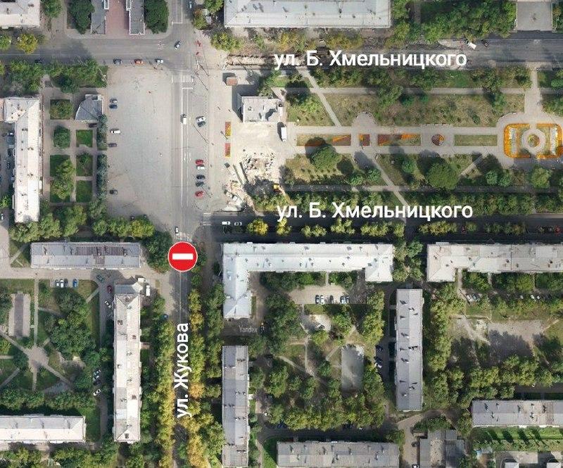 Фото В Челябинске закрыли движение по улице Жукова