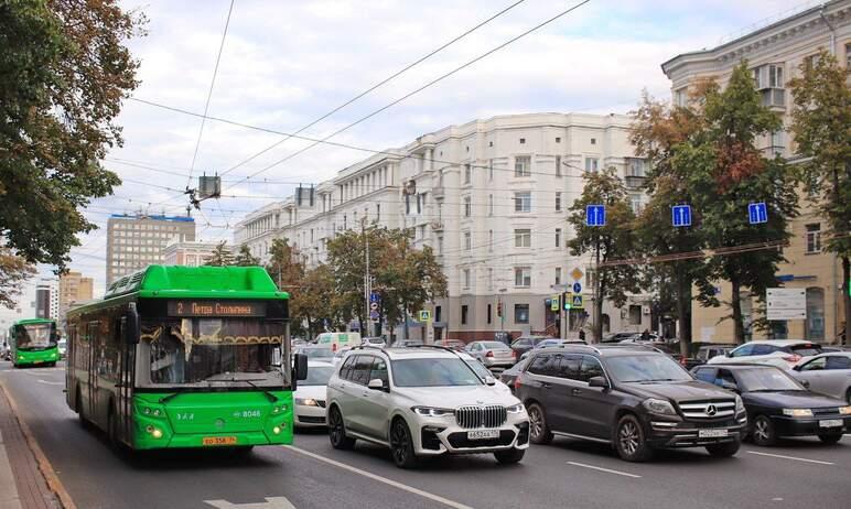 Фото Проспект Ленина в Челябинске избавят от угнетенных деревьев