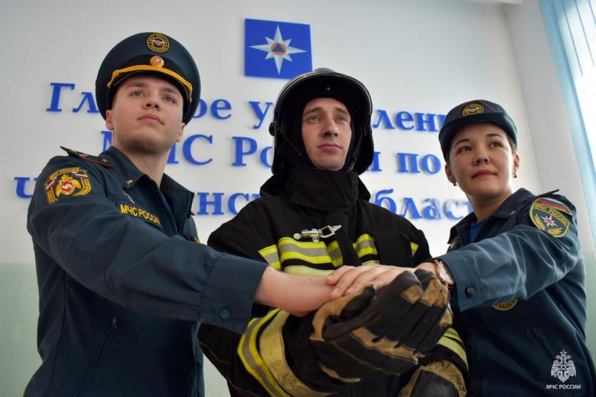 Фото В Челябинске МЧС приглашает в гости на день открытых дверей