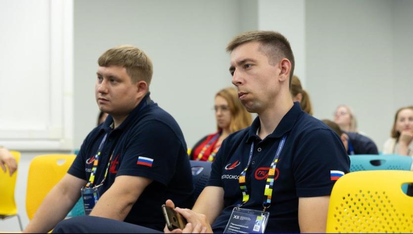Фото Сотрудники ГРЦ Макеева получили новый багаж знаний на съезде молодых ученых во Владивостоке