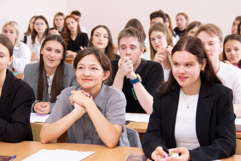 Фото В России выросло число довольных своим вузом студентов