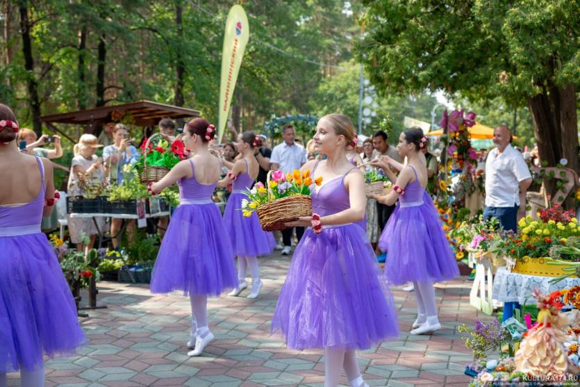 Фото В Челябинске назвали дату проведения выставки цветов и плодов
