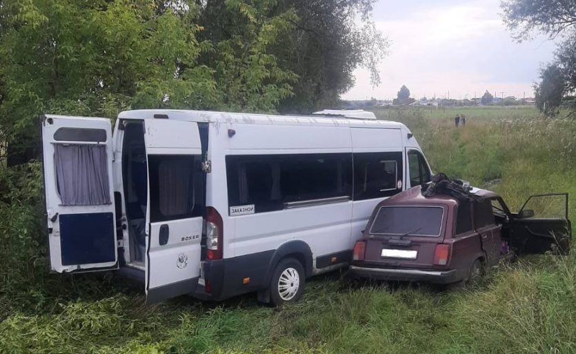 Фото В Красноармейском районе в ДТП с автобусом погиб водитель «четверки»