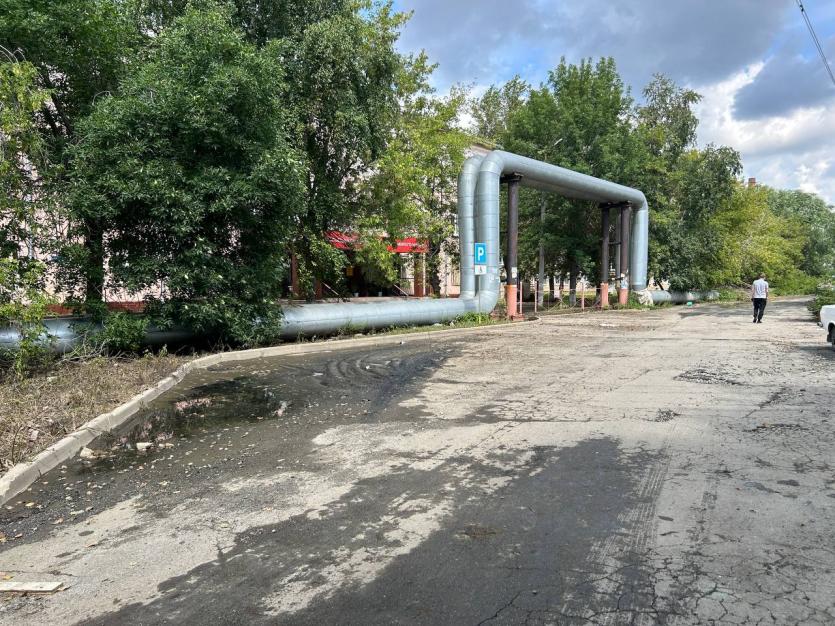 Фото  В Ленинском районе Челябинска вода практически ушла с дорог и тротуаров