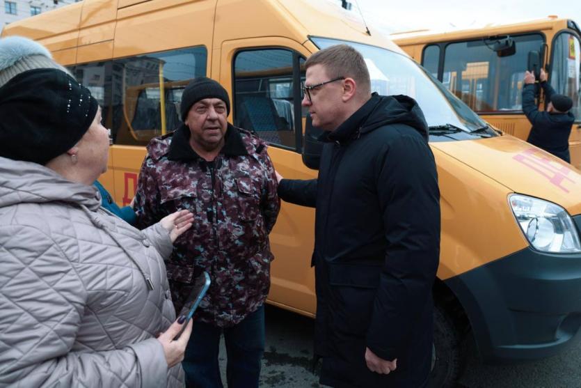 Фото Текслер: Мы продолжим обновление школьного автопарка в Челябинской области