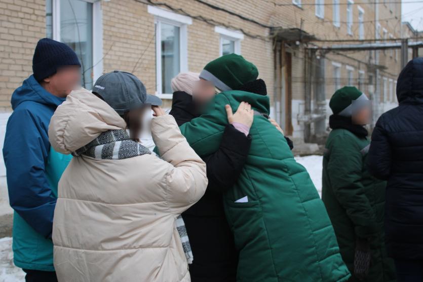 Фото Осужденных женщин челябинской «пятерки» навестили родные