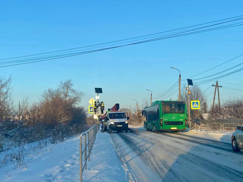 Фото В Копейске в месте гибели ребенка обустроили пешеходный переход