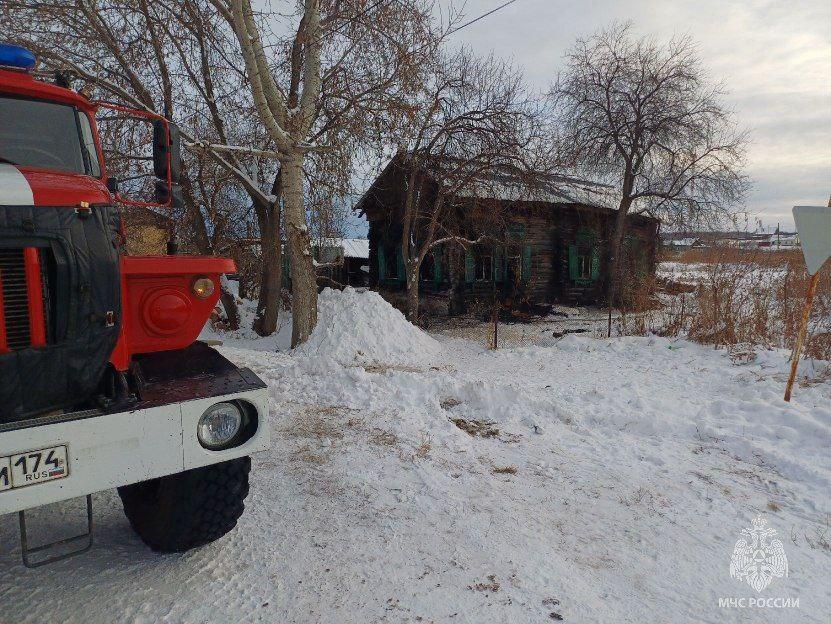 Фото В Челябинской области мама и ребёнок пострадали при пожаре