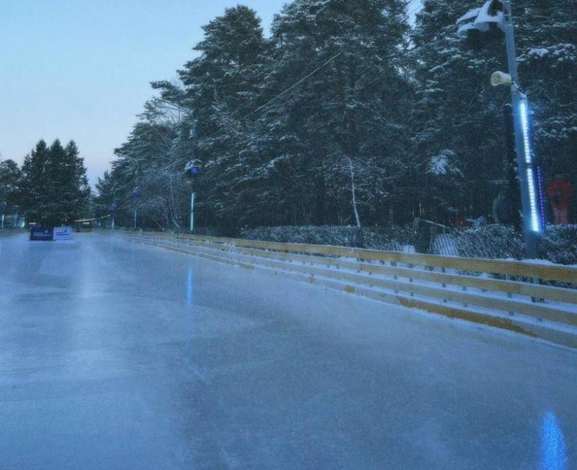 Фото В Челябинске на день закроют каток в парке Гагарина