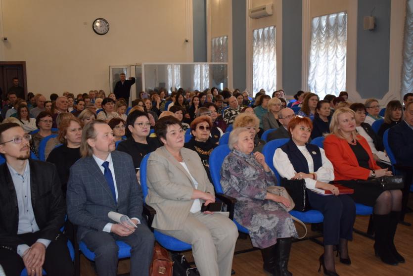 Фото В Челябинске презентовали проект «Учителя Победы»