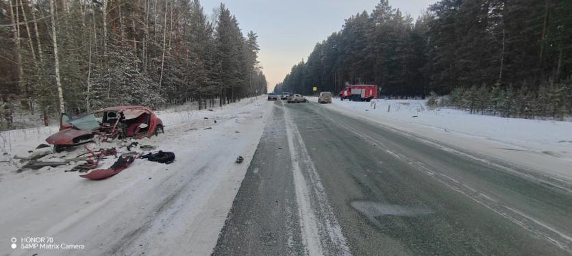 Фото Два человека попали в больницу после ДТП на автодороге вблизи Миасса