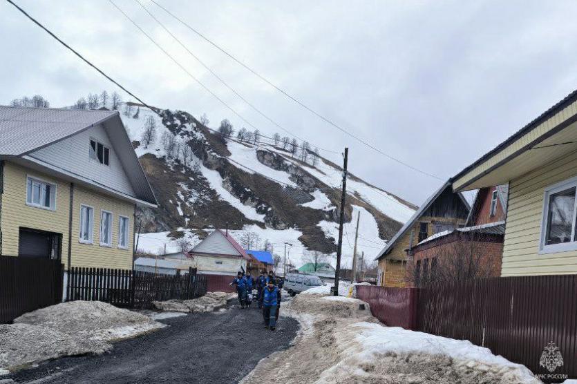 Фото «У нас полностью затопило садовый участок». Ашинцы надеются, что паводок удастся усмирить 