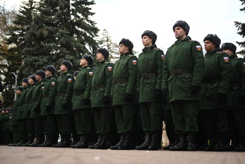 Фото Аты-баты, шли солдаты: в России стартовал весенний призыв на военную службу