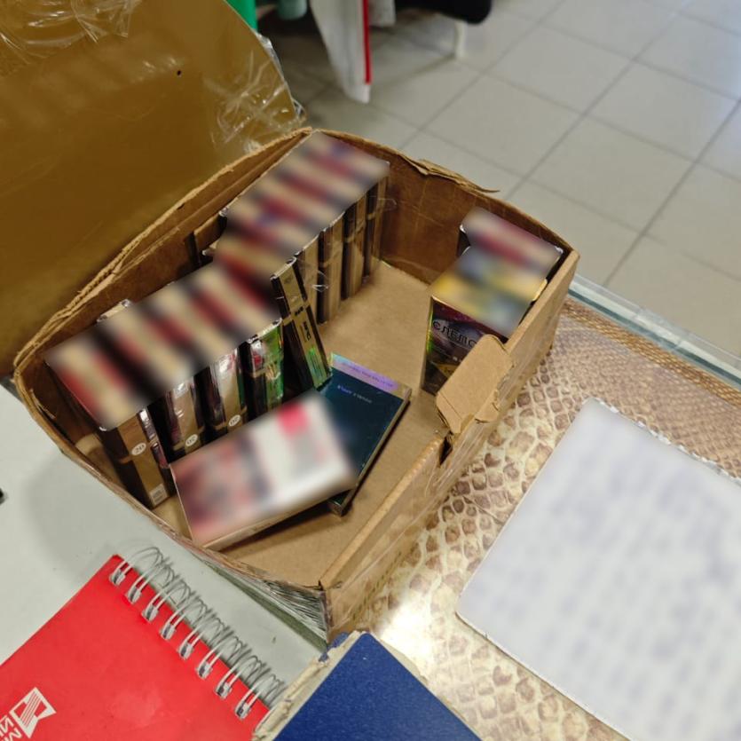 Фото Магнитогорский зоомагазин скрыл несколько тысяч пачек немаркированных сигарет