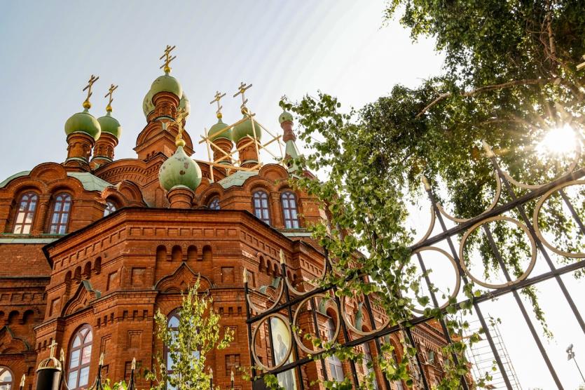 Фото Православные отмечают важный праздник - Троицу, День рождения Церкви