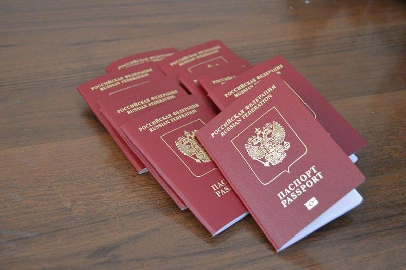 Фото Семь претендентов на одно место: УВМ объявила распределение квот для иностранцев на Южном Урале