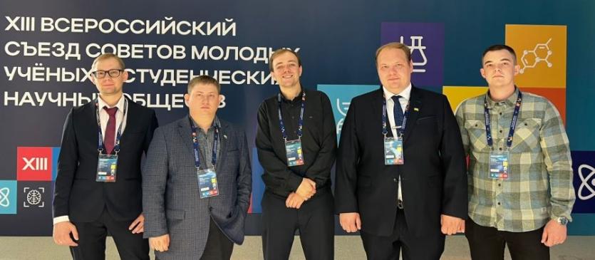 Фото К научным вершинам: аспиранты ГРЦ Макеева погрузились в мир новых технологий 