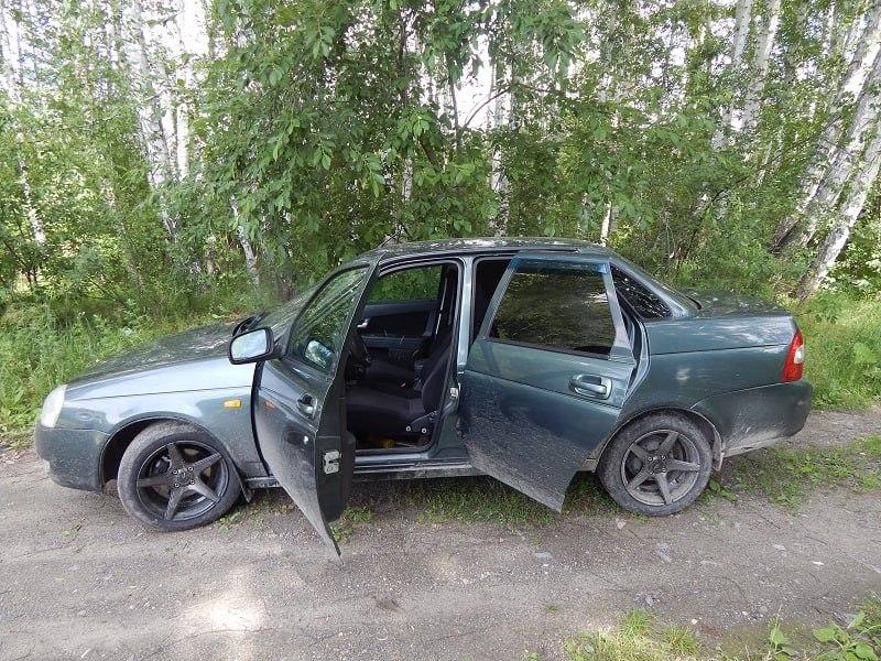 Фото В Снежинске задержан молодой человек, подозреваемый в угоне «Приоры» и попытке угона «Мерседеса»