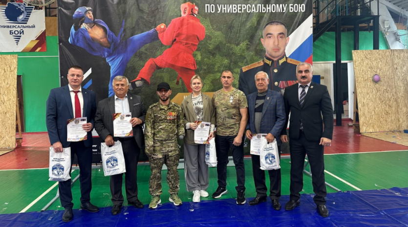 Фото Спортивный дух: в Октябрьском завершился Чемпионат по универсальному бою на призы Самира Намазова
