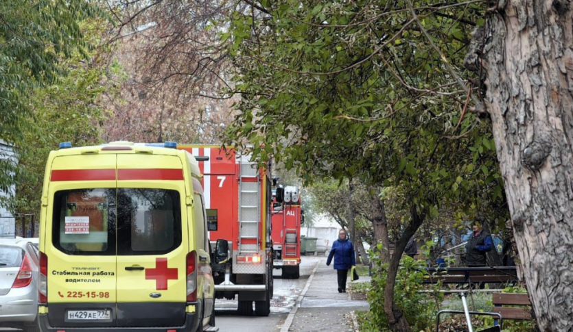 Фото В челябинской многоэтажке при пожаре погиб мужчина
